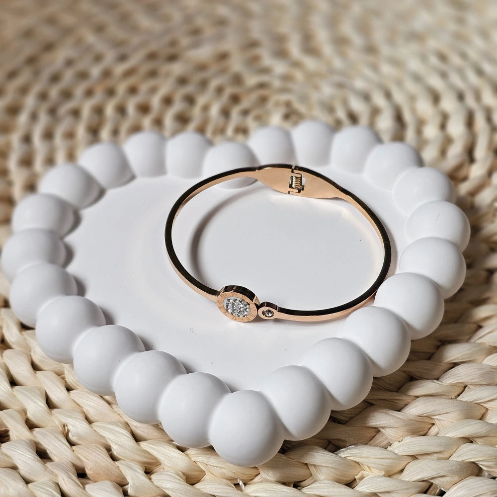 Chrona Rosa Bangle Bracelet